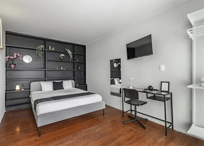 Singular Goldsmith Hotel 3*