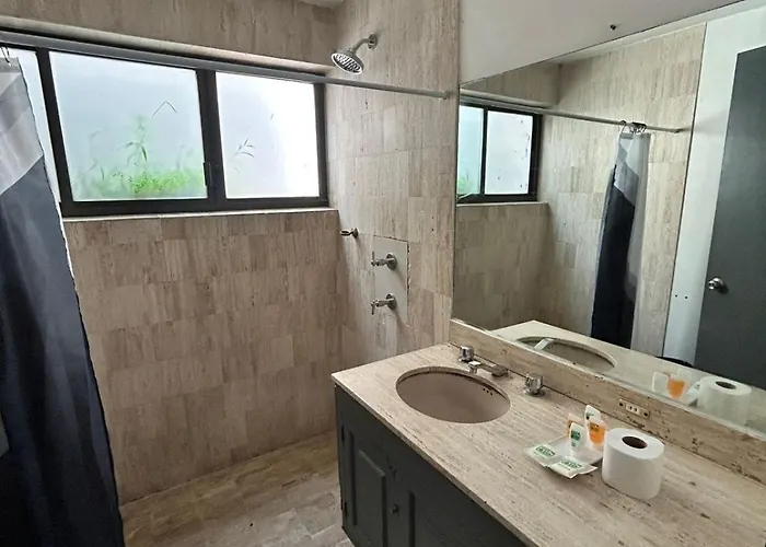 Singular Goldsmith Hotel 3*