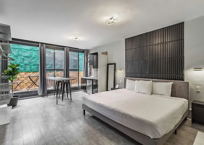 Singular Goldsmith Hotel 3*
