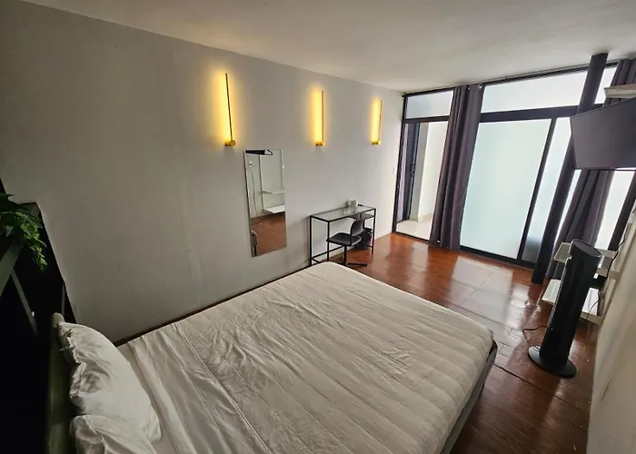 Singular Goldsmith Hotel 3*